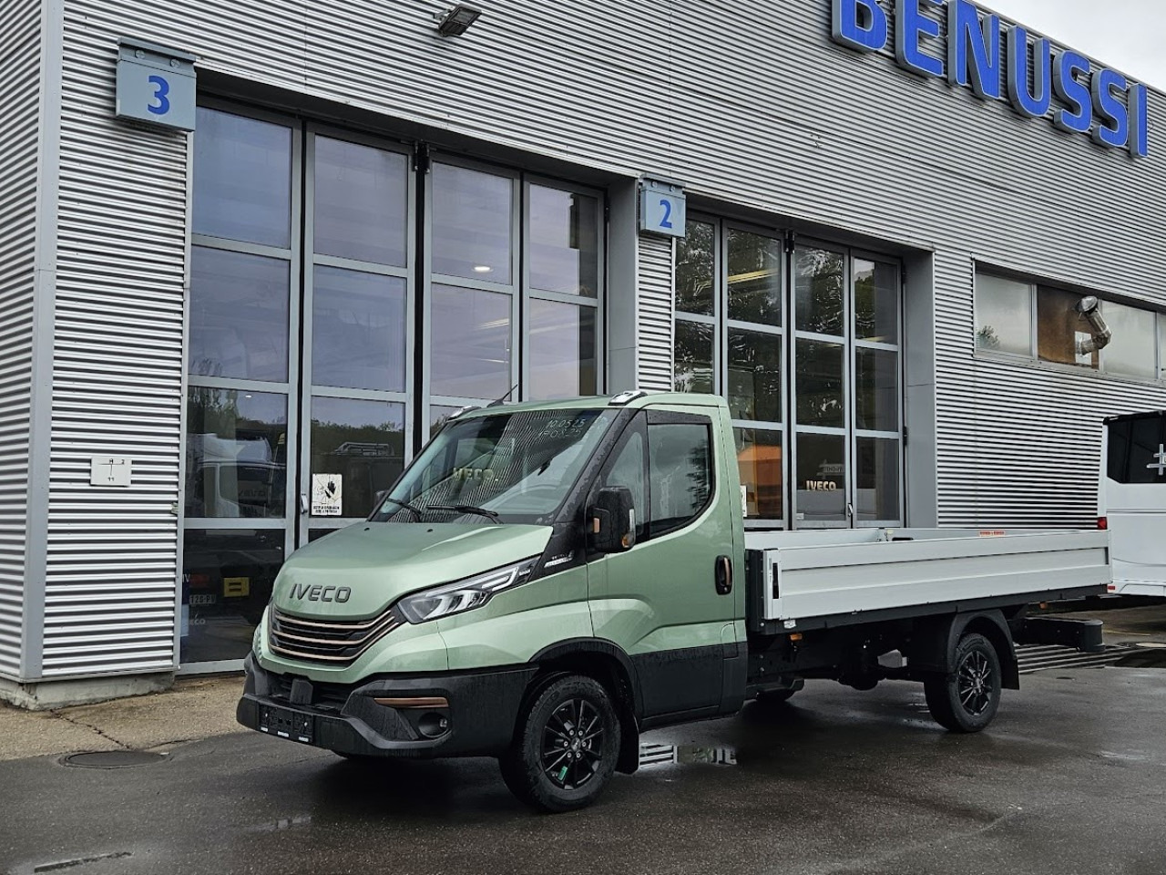 IVECO Daily 35S14A8 - Furgon: foto 1 IVECO Daily 35S14A8 - Furgon: foto 1