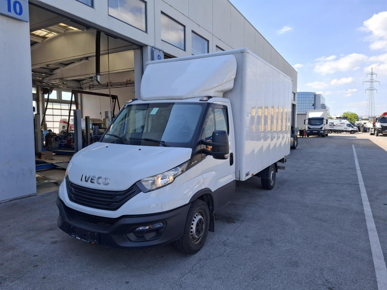 IVECO Daily 35S16 - Furgon: foto 1 IVECO Daily 35S16 - Furgon: foto 1