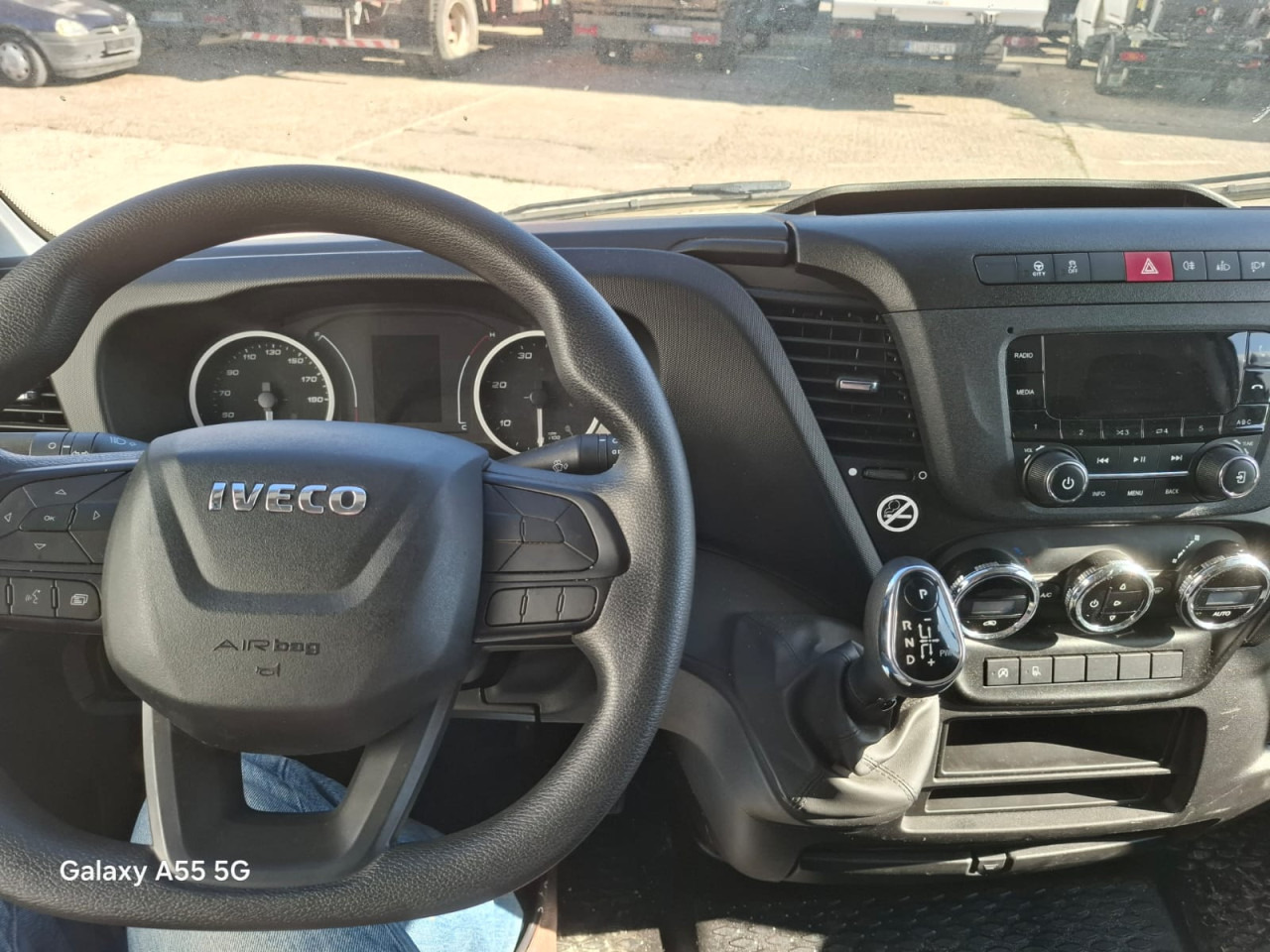 Furgon pasagjerësh IVECO Daily 35S16V: foto 6