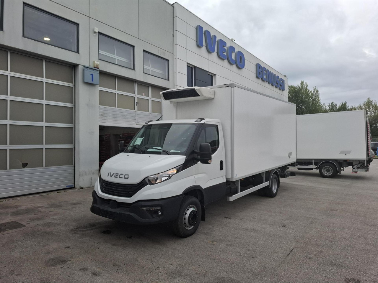 IVECO Daily 70C18H - Furgon frigorifer: foto 1 IVECO Daily 70C18H - Furgon frigorifer: foto 1