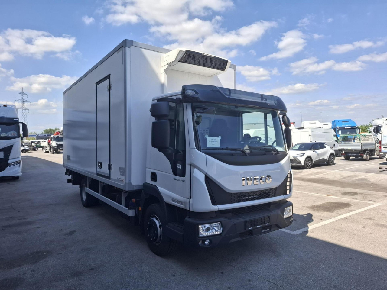 IVECO Eurocargo ML120EL21/P - Kamion frigorifer: foto 2 IVECO Eurocargo ML120EL21/P - Kamion frigorifer: foto 2