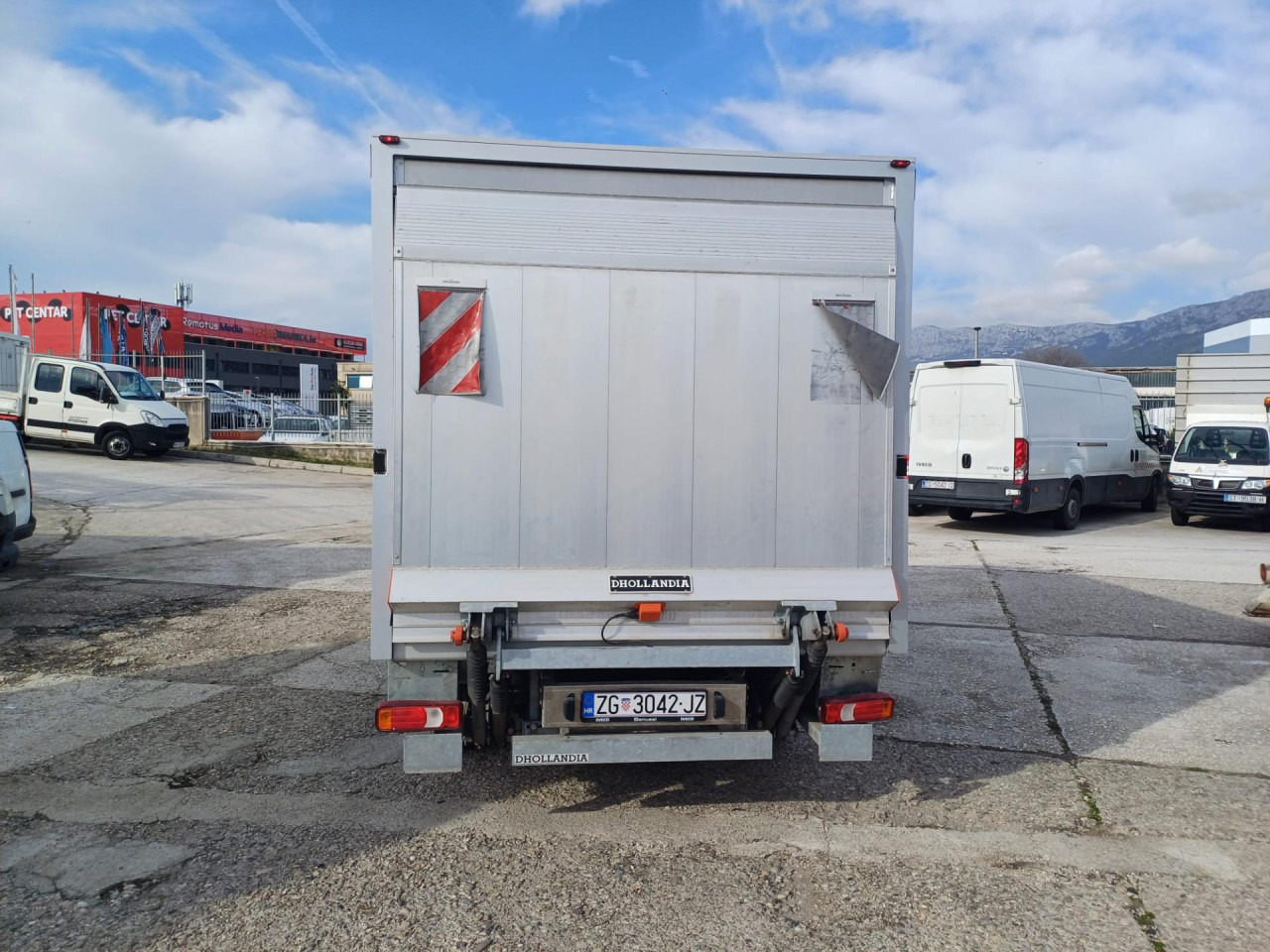 Kamioncine IVECO Daily 35S18H/P: foto 6 Kamioncine IVECO Daily 35S18H/P: foto 6
