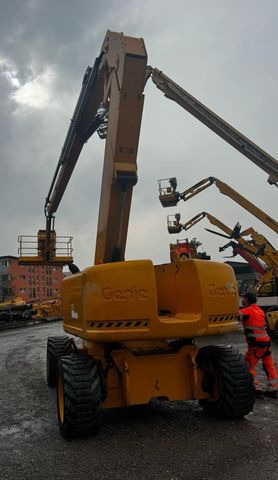 Genie Z-80/60, 24.4meter height - Platformë ajrore e montuar në kamion: foto 4 Genie Z-80/60, 24.4meter height - Platformë ajrore e montuar në kamion: foto 4