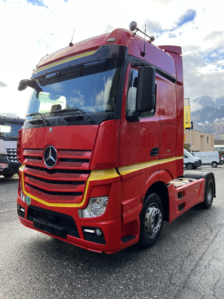 MERCEDES-BENZ Actros 1845 4x2, E6, Retarder - Gjysmë-kamion: foto 2 MERCEDES-BENZ Actros 1845 4x2, E6, Retarder - Gjysmë-kamion: foto 2