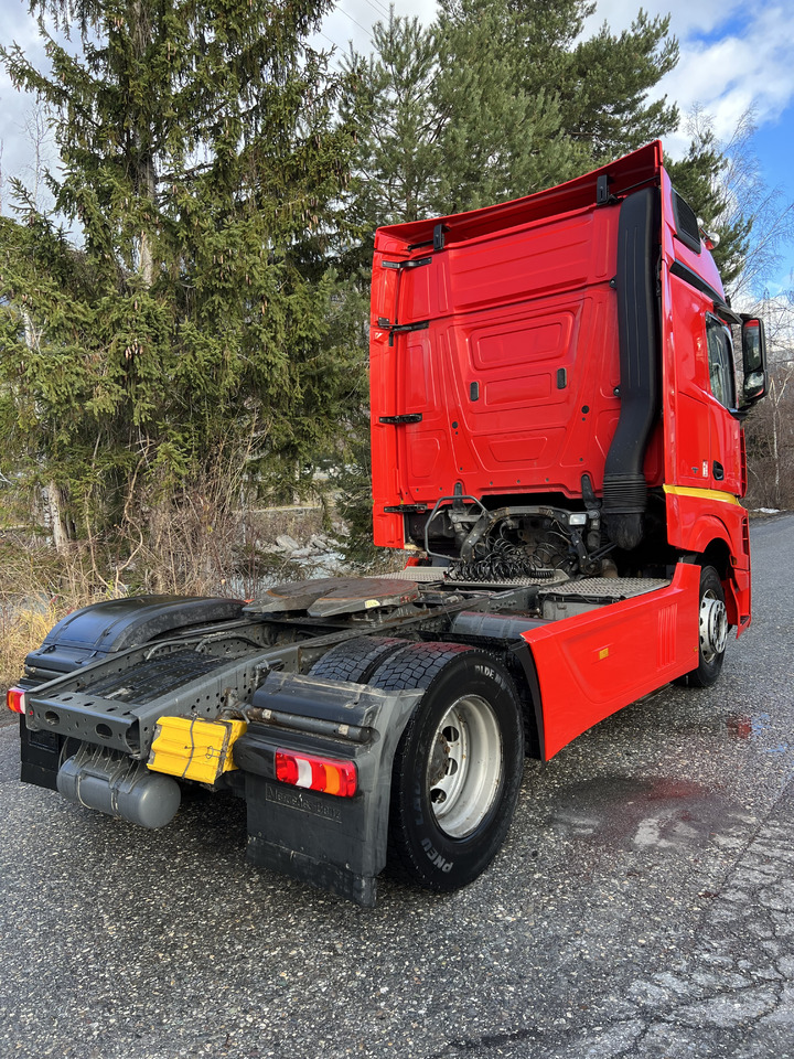 MERCEDES-BENZ Actros 1845 4x2, E6, Retarder - Gjysmë-kamion: foto 4 MERCEDES-BENZ Actros 1845 4x2, E6, Retarder - Gjysmë-kamion: foto 4