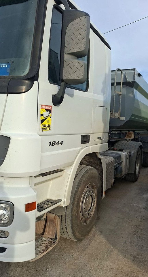 Mercedes-Benz Actros 1844 4x2, MP3, Euro 5 - Gjysmë-kamion: foto 2 Mercedes-Benz Actros 1844 4x2, MP3, Euro 5 - Gjysmë-kamion: foto 2