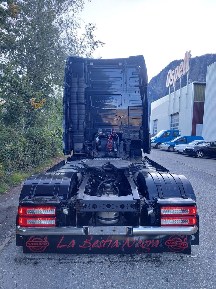 Volvo FH16-650 4x2, Euro 6, VEB, airbrush - Gjysmë-kamion: foto 5 Volvo FH16-650 4x2, Euro 6, VEB, airbrush - Gjysmë-kamion: foto 5