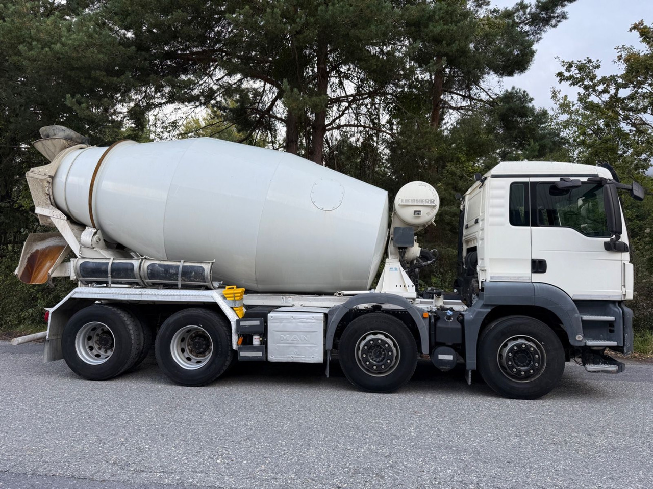 MAN TGS 32.440 8x4, Euro 6, Liebherr 9m3 - Autobetoniere: foto 3 MAN TGS 32.440 8x4, Euro 6, Liebherr 9m3 - Autobetoniere: foto 3
