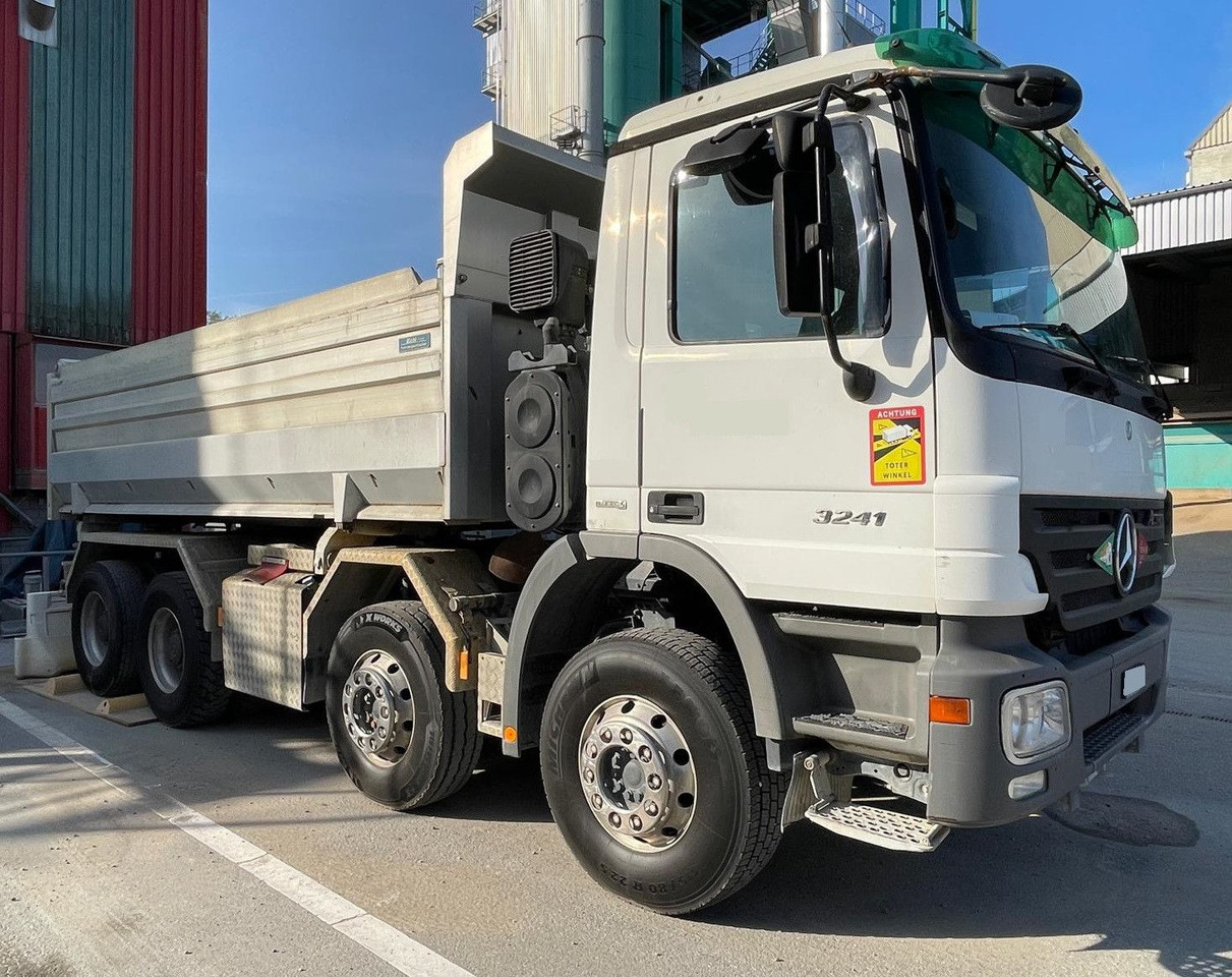 Mercedes-Benz Actros 3241 8x4,E5,Wechselsystem Mischer/Kipper - Autobetoniere: foto 2 Mercedes-Benz Actros 3241 8x4,E5,Wechselsystem Mischer/Kipper - Autobetoniere: foto 2