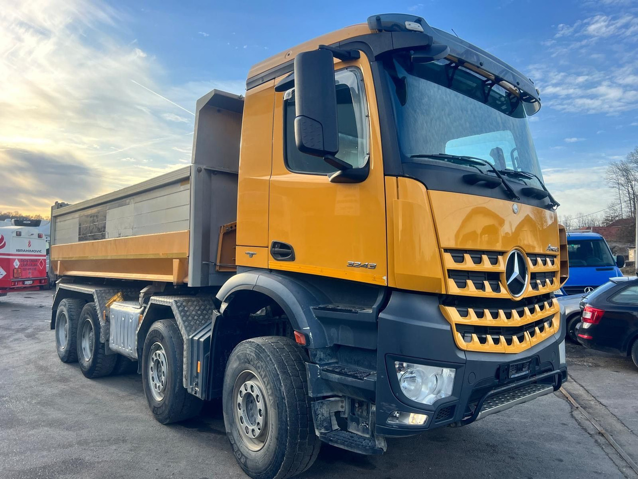 Mercedes-Benz Arocs 3243 8x4, E6, Meiller Kipper - Kamion vetëshkarkues: foto 1 Mercedes-Benz Arocs 3243 8x4, E6, Meiller Kipper - Kamion vetëshkarkues: foto 1