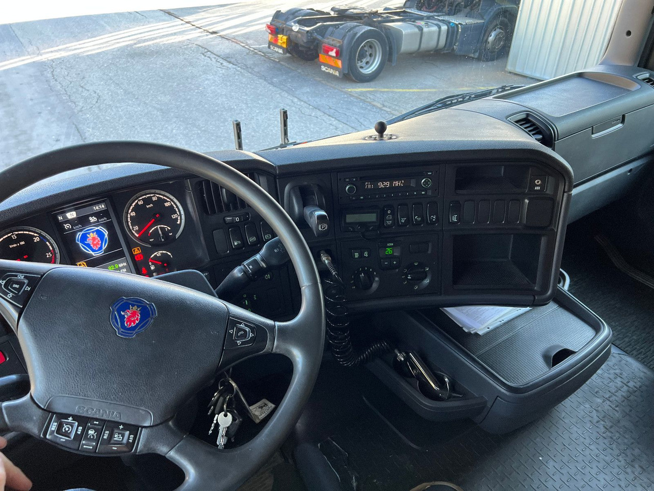 Lizingu i  Scania R440 4x2, Euro 6, Ladebordwand, Retarder Scania R440 4x2, Euro 6, Ladebordwand, Retarder: foto 16