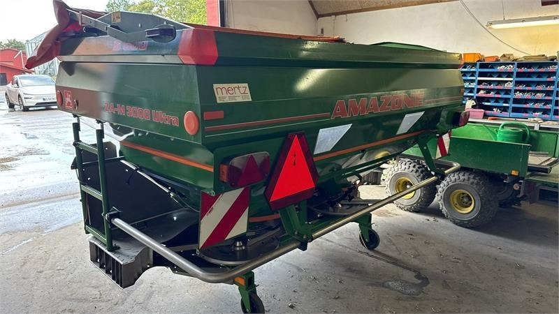 Amazone ZAM 3000 Z-AM 3000 Ultra  - Shpërndarës plehu: foto 1 Amazone ZAM 3000 Z-AM 3000 Ultra  - Shpërndarës plehu: foto 1