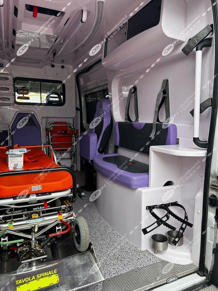 FIAT FIAT 290 DUCATO - Ambulancë: foto 4 FIAT FIAT 290 DUCATO - Ambulancë: foto 4