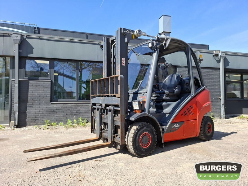 Linde H25T - Pirun më gaz: foto 1 Linde H25T - Pirun më gaz: foto 1