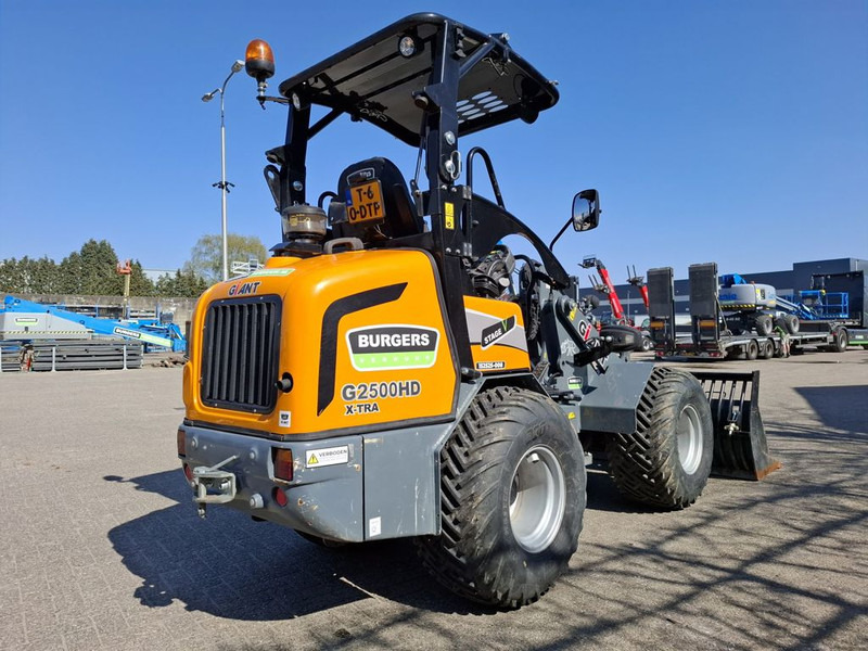 Giant G2500 - Makineri ndërtimi për Makineri bujqësore: foto 3 Giant G2500 - Makineri ndërtimi për Makineri bujqësore: foto 3