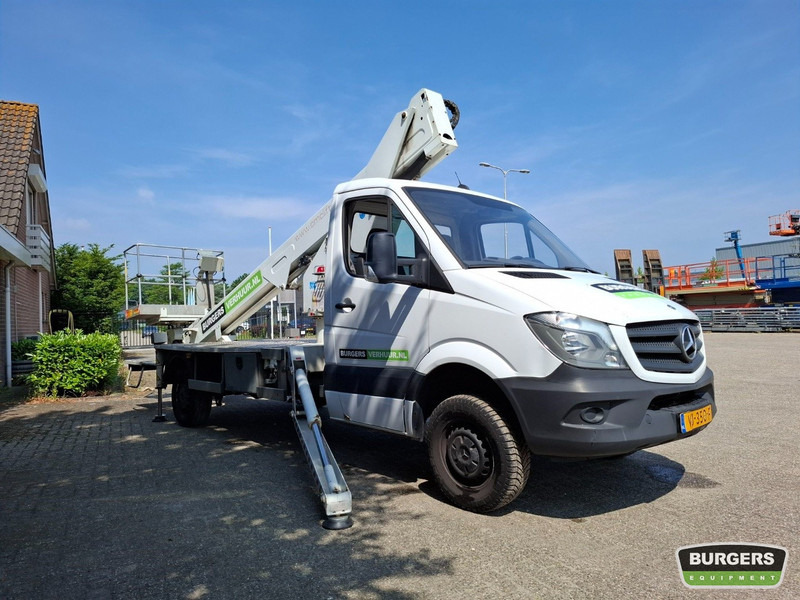 Mercedes-Benz Sprinter CMC PLA 210 - Platformë ajrore e montuar në kamion: foto 2 Mercedes-Benz Sprinter CMC PLA 210 - Platformë ajrore e montuar në kamion: foto 2