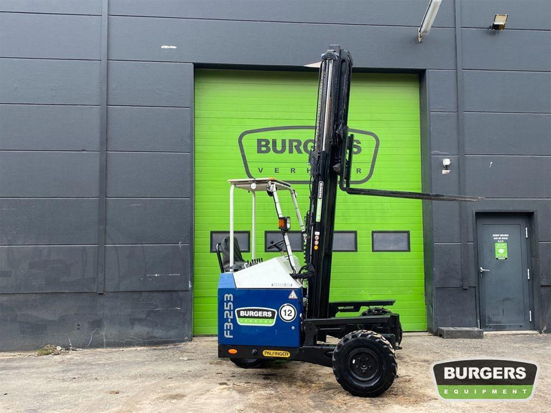 Palfinger F3253 GTS 4W - Pirun i montuar në kamion: foto 1 Palfinger F3253 GTS 4W - Pirun i montuar në kamion: foto 1