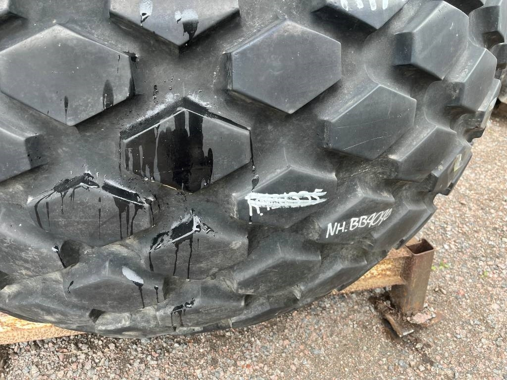 Alliance 28L- 26 Däck på Fälg - Gomë për Makineri bujqësore: foto 4 Alliance 28L- 26 Däck på Fälg - Gomë për Makineri bujqësore: foto 4