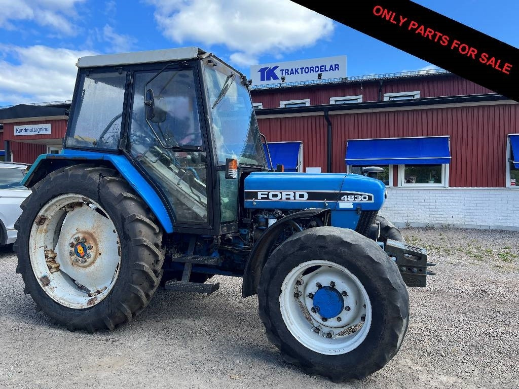 Ford 4830 Dismantled: only sold as spare parts - Traktor: foto 1 Ford 4830 Dismantled: only sold as spare parts - Traktor: foto 1