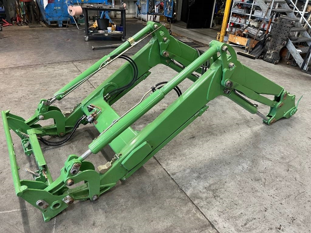 Lastare / Loader Fendt Agco 4X80 till Fendt 415 Va - Ngarkues ballor për traktor: foto 1 Lastare / Loader Fendt Agco 4X80 till Fendt 415 Va - Ngarkues ballor për traktor: foto 1