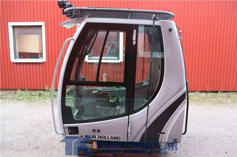 New Holland WE150C - Kabinë për Makineri bujqësore: foto 4 New Holland WE150C - Kabinë për Makineri bujqësore: foto 4