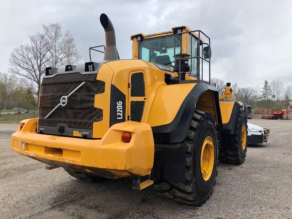 Volvo L 220 G Dismantled: only spare parts - Fadrom me goma: foto 2 Volvo L 220 G Dismantled: only spare parts - Fadrom me goma: foto 2