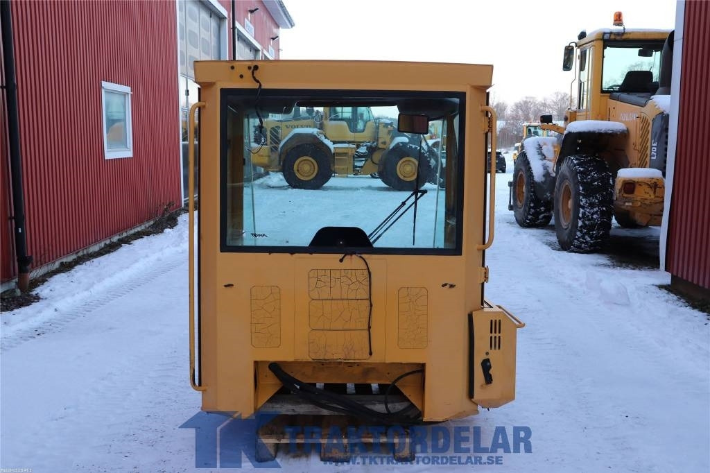 Volvo L50 C  - Kabinë për Makineri ndërtimi: foto 3 Volvo L50 C  - Kabinë për Makineri ndërtimi: foto 3