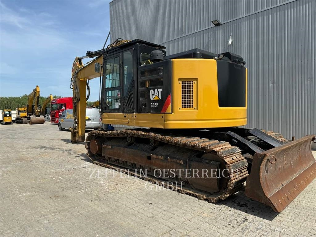 CAT 335FLCR - Ekskavator me zinxhirë: foto 4 CAT 335FLCR - Ekskavator me zinxhirë: foto 4