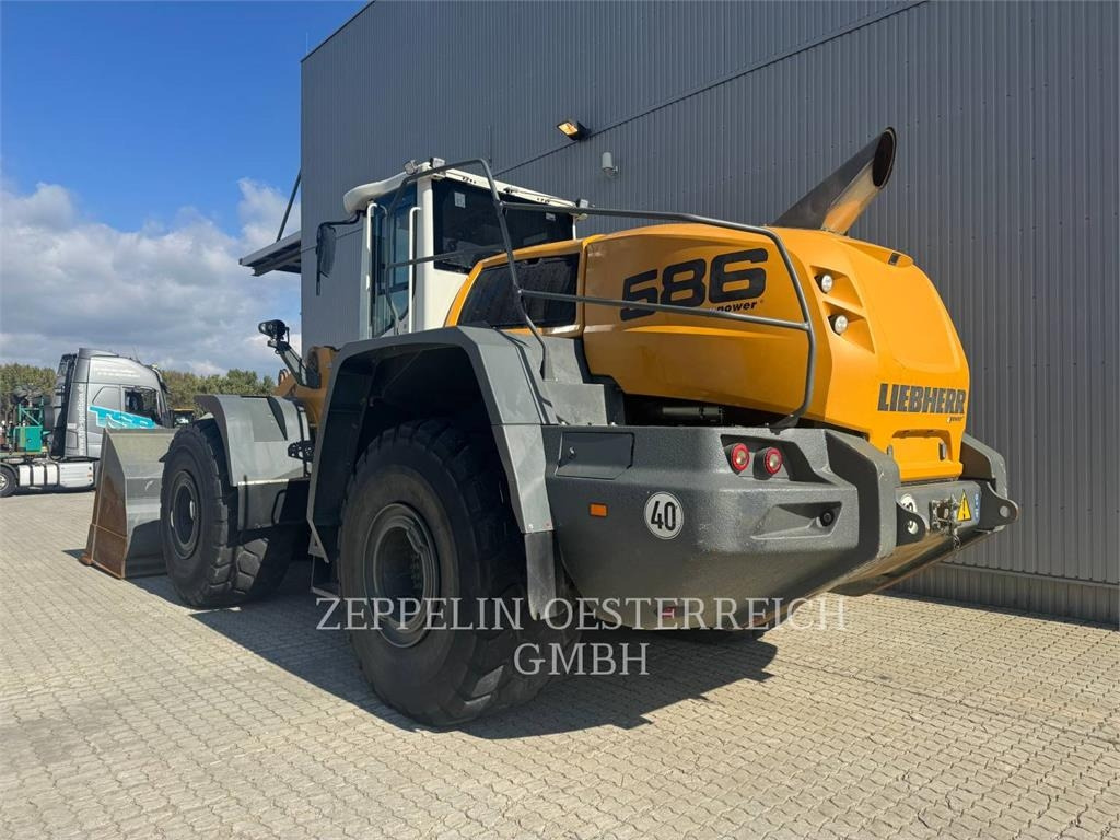 Liebherr L586 - Fadrom me goma: foto 4 Liebherr L586 - Fadrom me goma: foto 4