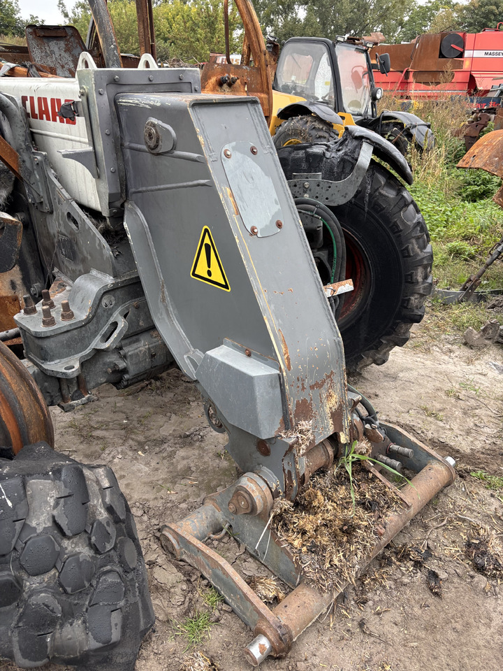 CLAAS Scorpion 7044 Koło Zamachowe Obudowa Koła Zamachowego - Volanti për Makineri bujqësore: foto 1 CLAAS Scorpion 7044 Koło Zamachowe Obudowa Koła Zamachowego - Volanti për Makineri bujqësore: foto 1