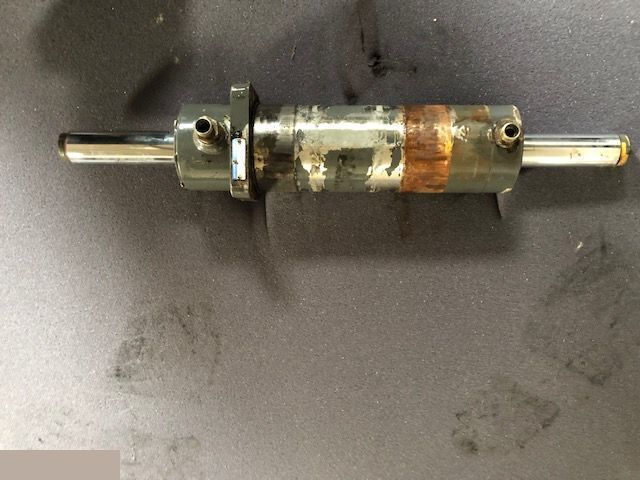 Carraro Siłownik Skrętu - Cilindri hidraulik për Makineri bujqësore: foto 2 Carraro Siłownik Skrętu - Cilindri hidraulik për Makineri bujqësore: foto 2