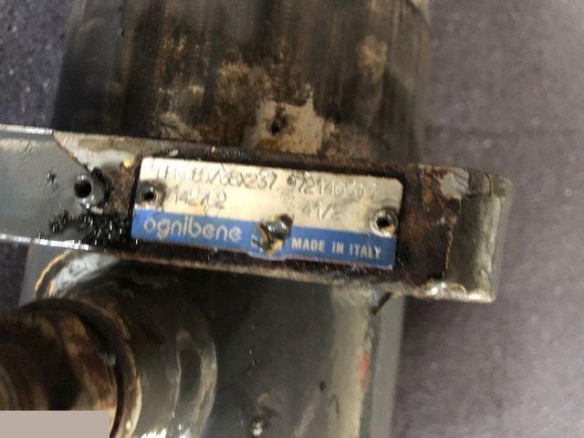 Carraro Siłownik Skrętu - Cilindri hidraulik për Makineri bujqësore: foto 3 Carraro Siłownik Skrętu - Cilindri hidraulik për Makineri bujqësore: foto 3