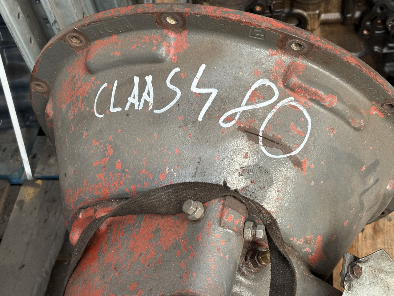 Claas 480 Obudowa Przekładni Skrzyni Biegów 0006375013   00 0637 501 3 - Kutia e marsheve dhe pjesë këmbimi për Makineri bujqësore: foto 5 Claas 480 Obudowa Przekładni Skrzyni Biegów 0006375013   00 0637 501 3 - Kutia e marsheve dhe pjesë këmbimi për Makineri bujqësore: foto 5