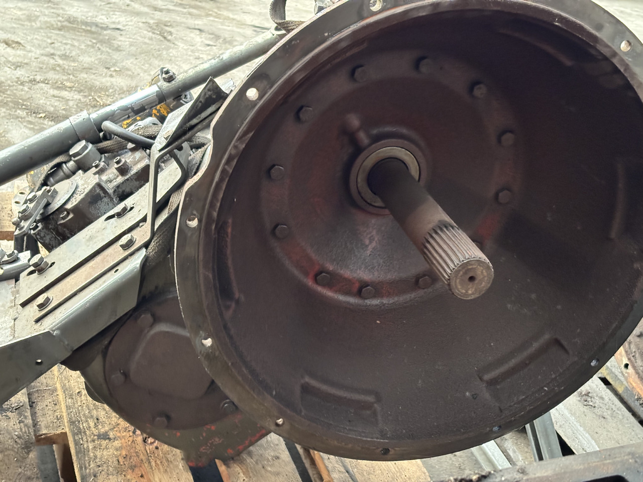 Claas 480 Wałek Napędu Skrzyni Biegów  0007694080   0006379471    0006376880 - Boshti i transmisionit për Makineri bujqësore: foto 2 Claas 480 Wałek Napędu Skrzyni Biegów  0007694080   0006379471    0006376880 - Boshti i transmisionit për Makineri bujqësore: foto 2