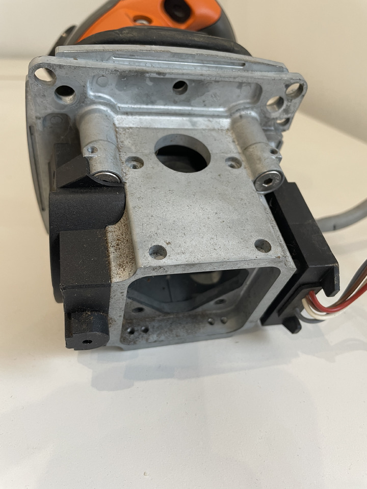 Claas Arion - joystick sterowanie 0011467450 - Kabina dhe interier për Makineri bujqësore: foto 3 Claas Arion - joystick sterowanie 0011467450 - Kabina dhe interier për Makineri bujqësore: foto 3