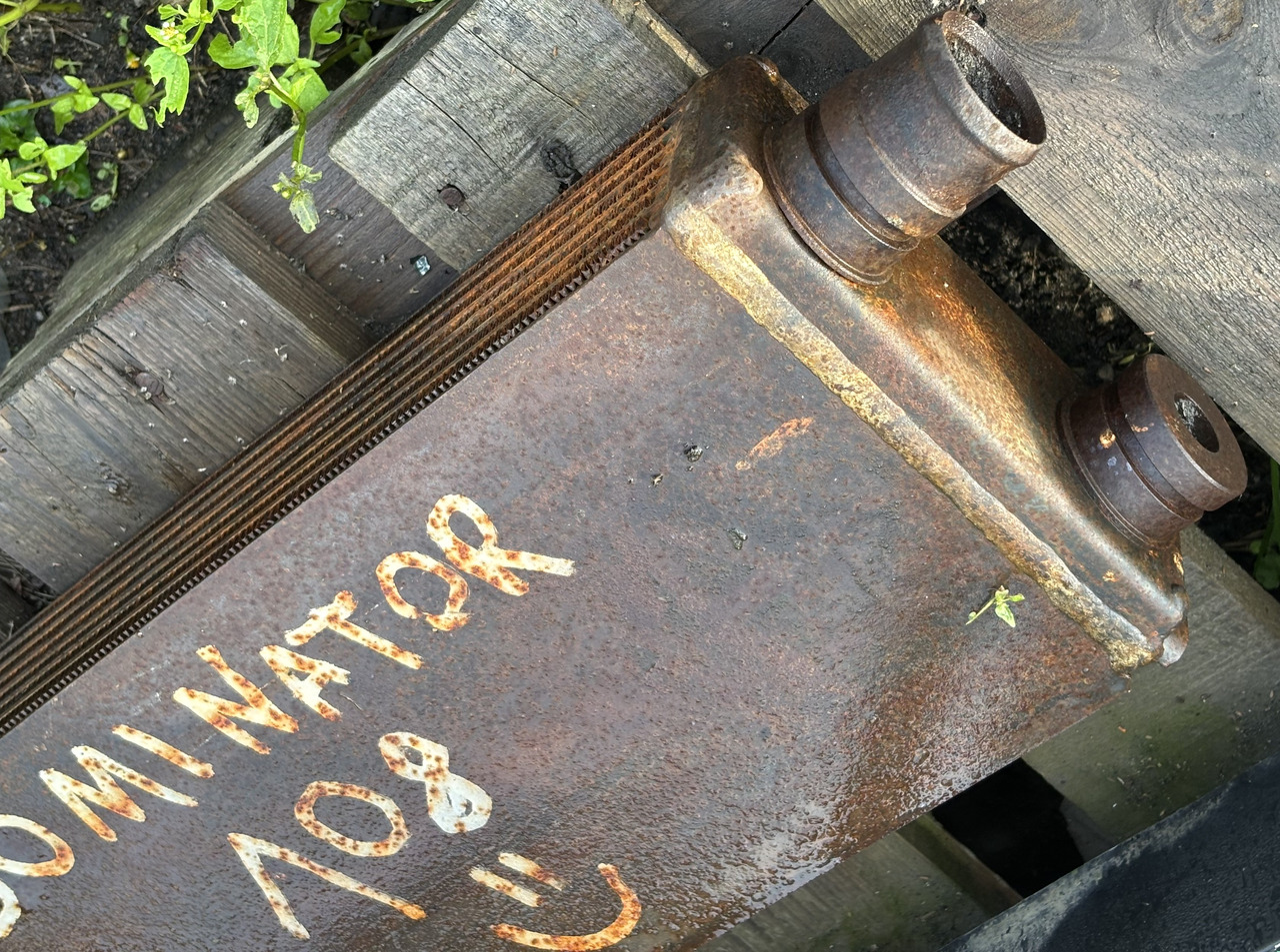 Claas Dominator 108 Chłodnica Oleju - Ftohës vaji për Makineri bujqësore: foto 2 Claas Dominator 108 Chłodnica Oleju - Ftohës vaji për Makineri bujqësore: foto 2