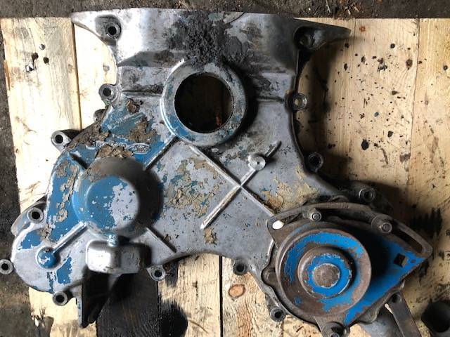 Ford TW Ford fonn-6015-DA - Obudowa Rozrządu - Motori dhe pjesë këmbimi për Makineri bujqësore: foto 3 Ford TW Ford fonn-6015-DA - Obudowa Rozrządu - Motori dhe pjesë këmbimi për Makineri bujqësore: foto 3