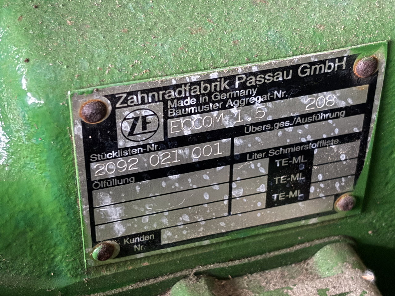 John Deere 6610 6810 6910 - skrzynia biegów Gearbox AUTO POWER AUTOPOWR - Kutia e marsheve për Makineri bujqësore: foto 2 John Deere 6610 6810 6910 - skrzynia biegów Gearbox AUTO POWER AUTOPOWR - Kutia e marsheve për Makineri bujqësore: foto 2