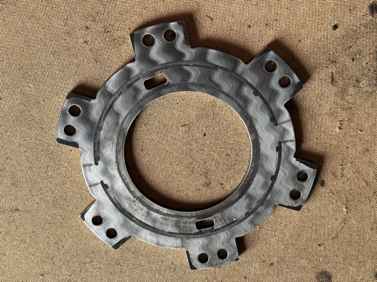 John Deere 6810 6910 Powrquad Power Quad Płytka sprzęgła R96806 - Disk freksioni për Traktor: foto 2 John Deere 6810 6910 Powrquad Power Quad Płytka sprzęgła R96806 - Disk freksioni për Traktor: foto 2