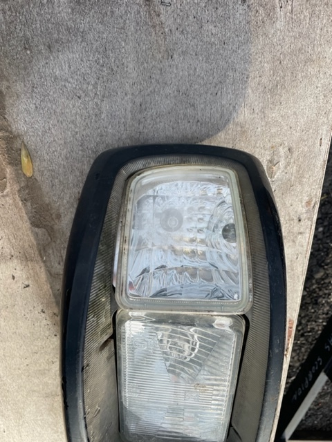 John Deere Lampa Przednia - Fenerët për Makineri bujqësore: foto 1 John Deere Lampa Przednia - Fenerët për Makineri bujqësore: foto 1