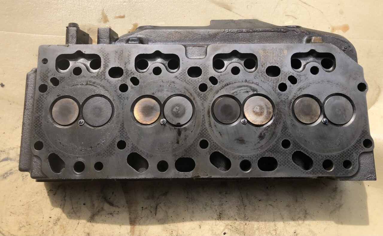 John Deere-głowica/John Deere 6210 6310 - Nr R121402V - Koka e cilindrit për Makineri bujqësore: foto 3 John Deere-głowica/John Deere 6210 6310 - Nr R121402V - Koka e cilindrit për Makineri bujqësore: foto 3