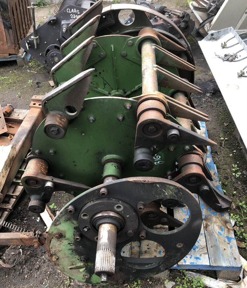 KRONE-prasa Big Pack/Krone- rotor iglica przekładnia - Transmisioni për Makineri bujqësore: foto 3 KRONE-prasa Big Pack/Krone- rotor iglica przekładnia - Transmisioni për Makineri bujqësore: foto 3