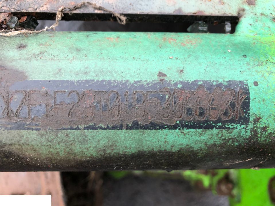 Ładowarka Merlo P34.7 PLUS 2005 rok - CZĘŚCI MOST PRZEDNI zwolnice atak - Transmisioni për Makineri bujqësore: foto 2 Ładowarka Merlo P34.7 PLUS 2005 rok - CZĘŚCI MOST PRZEDNI zwolnice atak - Transmisioni për Makineri bujqësore: foto 2