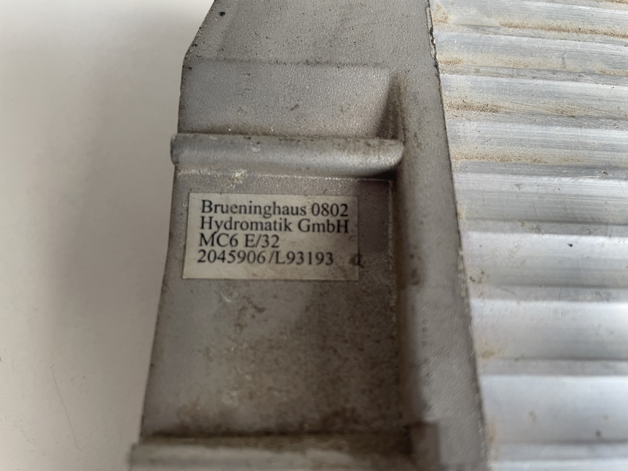 Liebherr 544 L544 - sterownik Hydromatik MC6 E/32 2045006 L93193 - ECU për Makineri ndërtimi: foto 5 Liebherr 544 L544 - sterownik Hydromatik MC6 E/32 2045006 L93193 - ECU për Makineri ndërtimi: foto 5