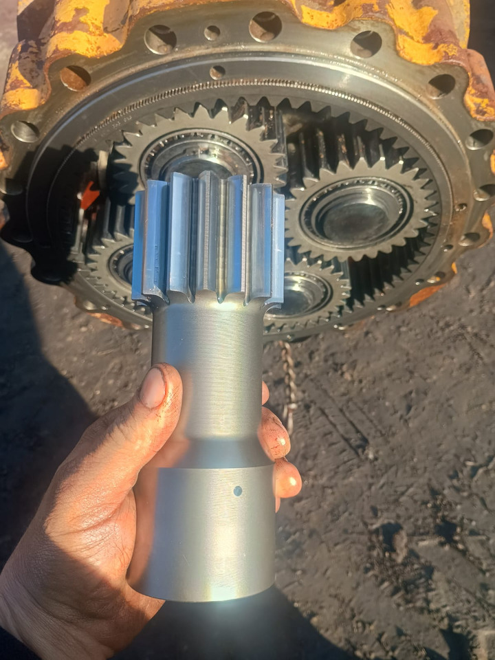 Liebherr L 550 L550 Doosan DL 250 DL250 Zwolnica Kompletna + Wał Napędu Zwolnicy - Transmisioni përfundimtar për Makineri bujqësore: foto 3 Liebherr L 550 L550 Doosan DL 250 DL250 Zwolnica Kompletna + Wał Napędu Zwolnicy - Transmisioni përfundimtar për Makineri bujqësore: foto 3