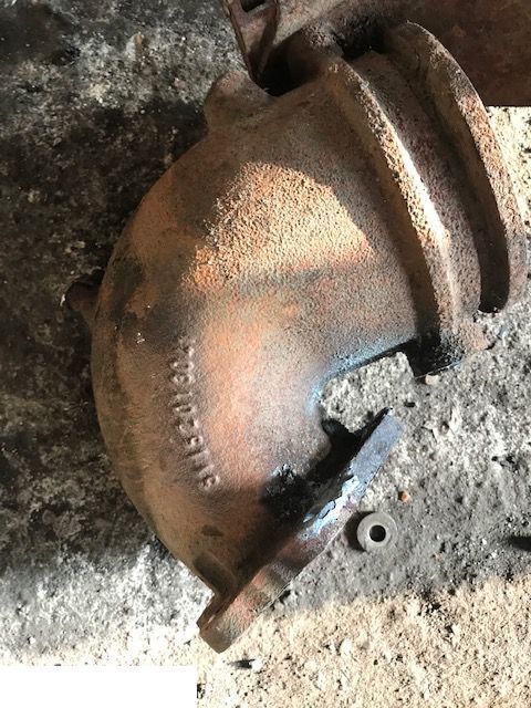 Man d20 - Kolano Kolektora Turbiny - Turbo për Makineri bujqësore: foto 1 Man d20 - Kolano Kolektora Turbiny - Turbo për Makineri bujqësore: foto 1