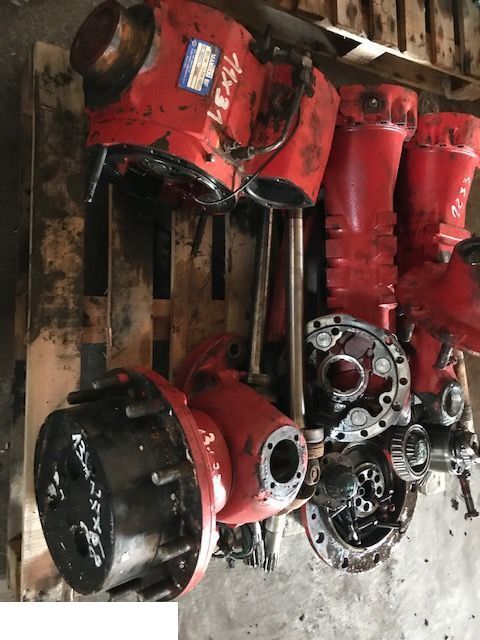 Manitou MLT845 - CZĘŚCI - Atak - Transmisioni për Makineri ndërtimi: foto 2 Manitou MLT845 - CZĘŚCI - Atak - Transmisioni për Makineri ndërtimi: foto 2