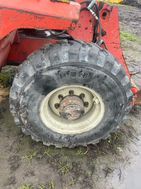 Manitou koła Felgi 20 cali Manitou - Bandazh për Makineri bujqësore: foto 3 Manitou koła Felgi 20 cali Manitou - Bandazh për Makineri bujqësore: foto 3