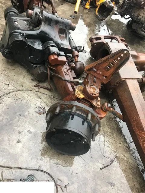 Pezullimi për Makineri bujqësore Massey Ferguson 6495 - AMORTYZACJA OSI [CZĘŚCI]: foto 1