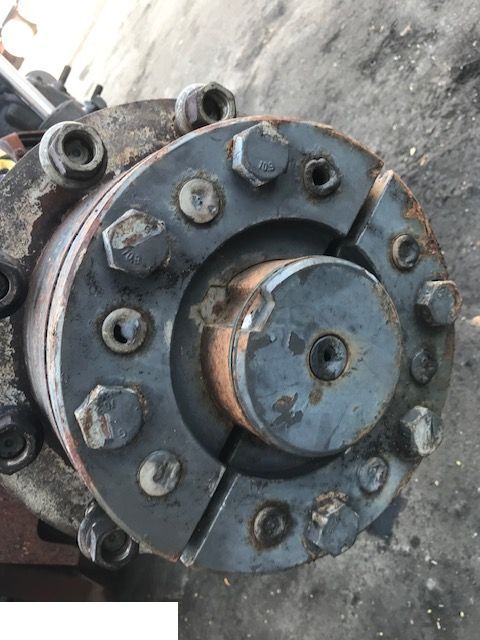 Massey Ferguson - Piasta Koła Klin Mocowanie Koła Tylnego - Bucelë rrote për Makineri bujqësore: foto 2 Massey Ferguson - Piasta Koła Klin Mocowanie Koła Tylnego - Bucelë rrote për Makineri bujqësore: foto 2